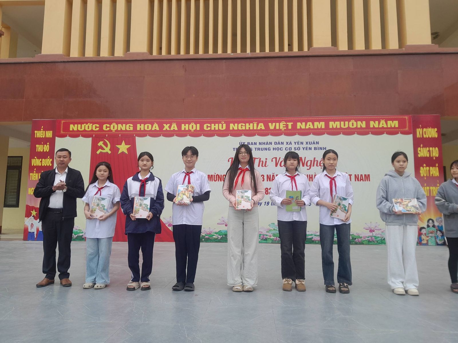 Chúc mừng các bạn tốp đầu đạt "Hoa điểm 10" chào mừng ngày nhà giáo Việt Nam 20_11