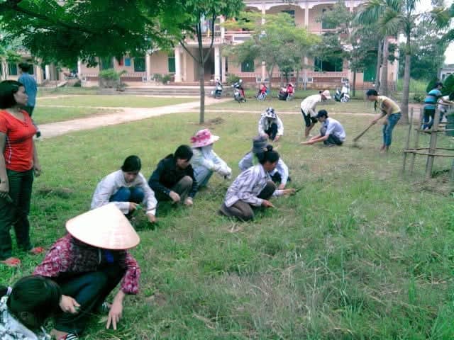 Một hình ảnh giản dị mà lớn lao – và trong lòng học trò Yên Bình, cô mãi là ‘người giáo viên nhân dân’.”